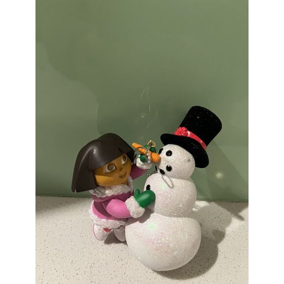 Dora the explorer Christmas ornament Dora Builds Snowman - Picture 2 of 4